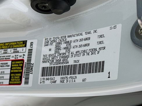 Used 2024 Toyota Tundra Limited image 12