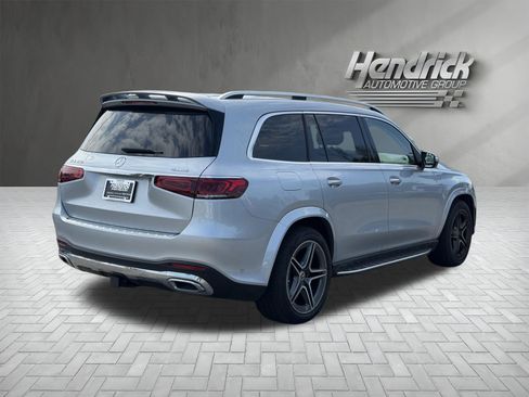 Used 2023 Mercedes-Benz GLS 450 4MATIC image 9