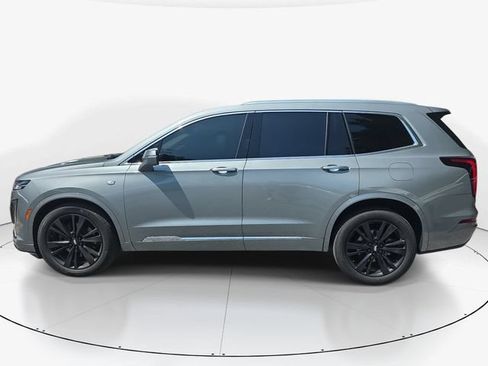 Used 2023 Cadillac XT6 Premium Luxury w/ LPO, Floor Liner Package FWD image 7