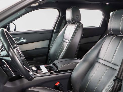 Used 2022 Land Rover Range Rover Velar R-Dynamic S image 24