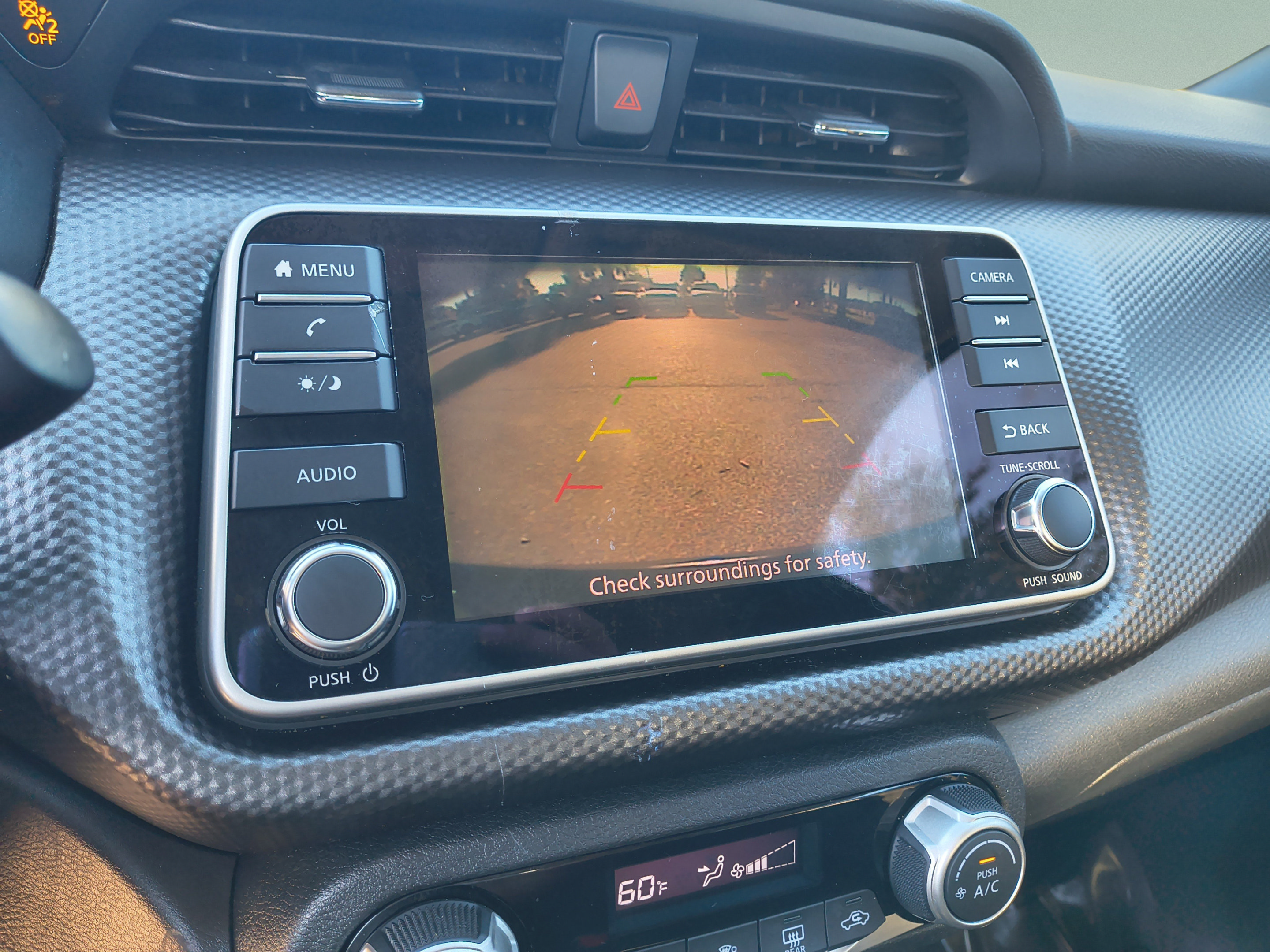 Certified 2018 Nissan Kicks SV FWD image 21
