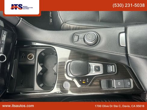 Used 2019 INFINITI QX50 Essential w/ Premium Audio Package image 27