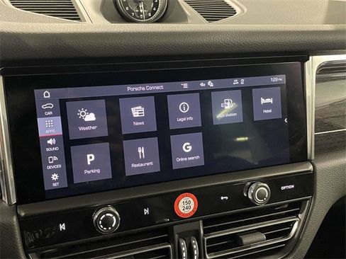 Certified 2025 Porsche Macan image 80
