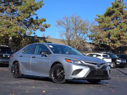Used 2019 Toyota Camry SE