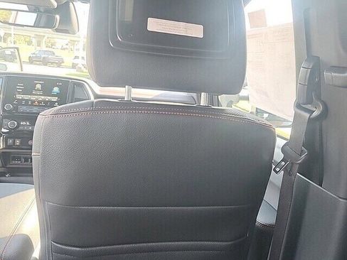 New 2023 Nissan Titan PRO-4X w/ Pro-4x Convenience Package image 7