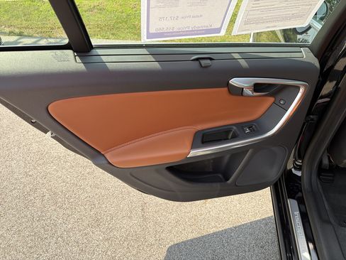Used 2018 Volvo S60 T5 Inscription w/ Climate Package AWD/4WD image 42