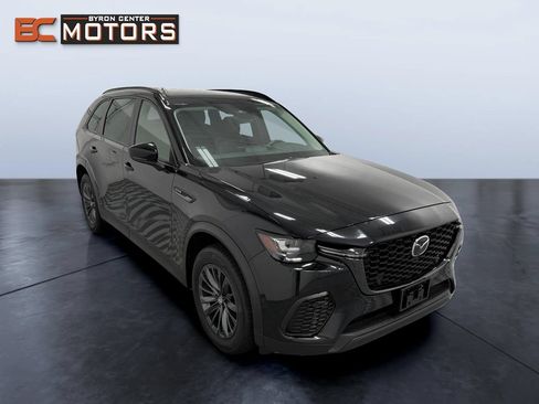 Used 2025 MAZDA CX-70 3.3 Turbo w/ Preferred Package AWD/4WD image 8