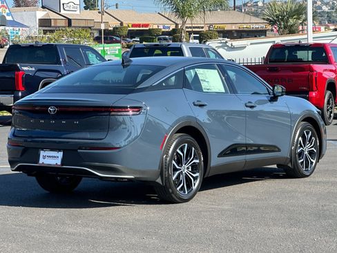 New 2026 Toyota Crown XLE image 5