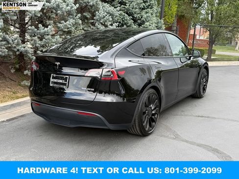 Used 2023 Tesla Model Y Performance AWD/4WD image 8