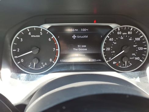 Used 2021 Nissan Rogue SV w/ Premium Package FWD image 17