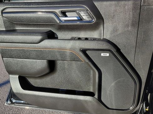 Used 2025 GMC Sierra 2500 AT4 w/ AT4 Premium Plus Package image 18