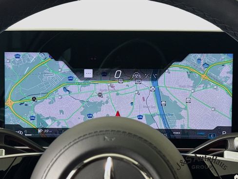 Used 2022 Mercedes-Benz S 580 4MATIC Sedan w/ AMG Line Package image 15