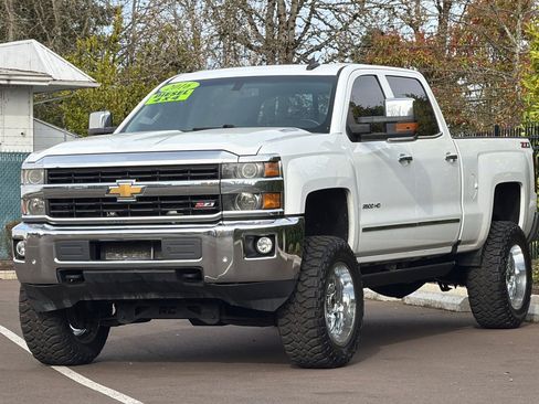 Used 2016 Chevrolet Silverado 2500 LTZ w/ Duramax Plus Package image 8