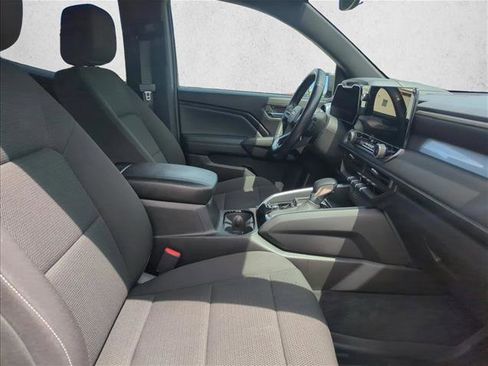 Used 2024 Chevrolet Colorado LT w/ LT Convenience Package image 21