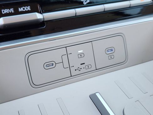New 2026 Hyundai Santa Fe SE FWD image 23