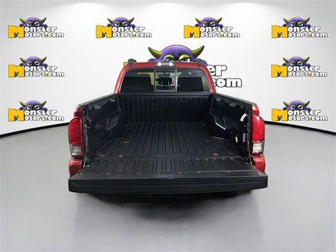 Used 2016 Toyota Tacoma SR5 image 26