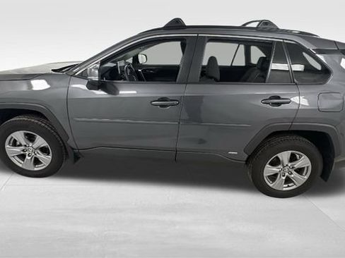 Used 2024 Toyota RAV4 XLE w/ Convenience Package image 6