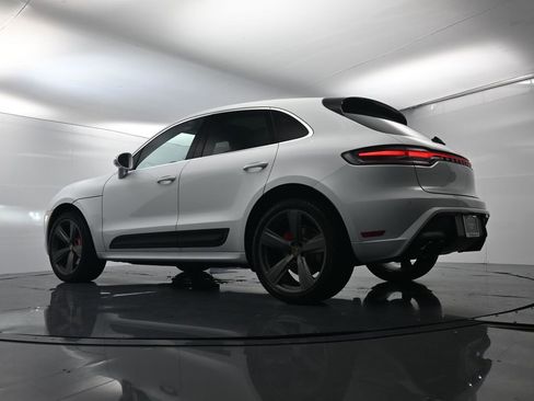 Used 2025 Porsche Macan S image 47