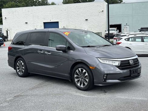 Used 2023 Honda Odyssey EX-L image 4