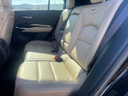 Used 2024 Cadillac XT4 Luxury w/ Cold Weather Package image 25