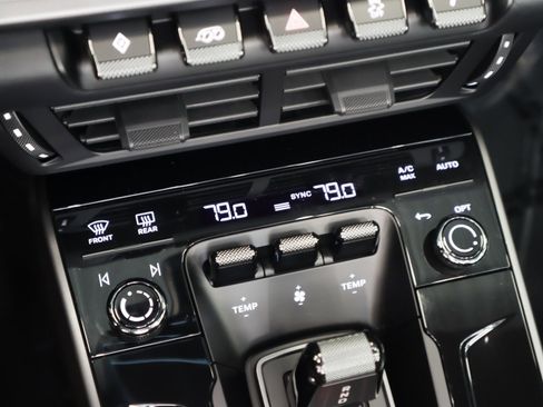 New 2026 Porsche 911 Carrera 4S image 17