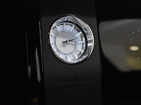 Used 2023 Rolls-Royce Ghost Black Badge w/ Black Badge Ghost Package AWD/4WD image 34