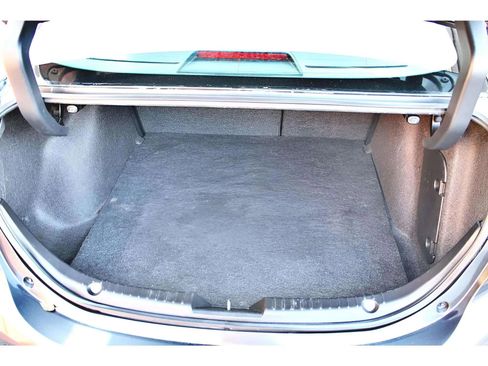 Used 2016 MAZDA MAZDA3 i Sport image 27