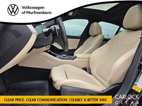 Used 2023 BMW 330i Sedan w/ Driving Assistance Package image 15