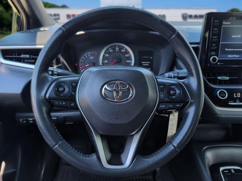 Used 2022 Toyota Corolla SE FWD image 16
