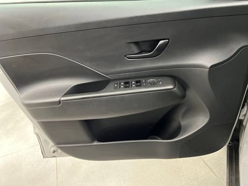 Used 2024 Hyundai Kona SEL FWD image 14