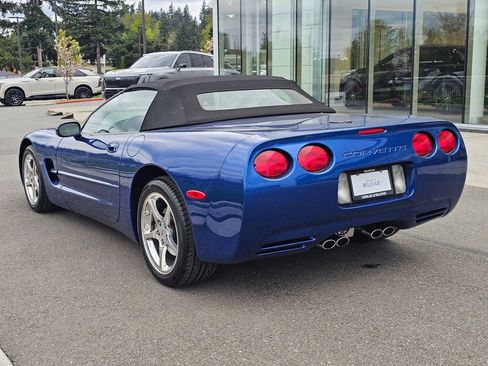 Used 2002 Chevrolet Corvette Convertible w/ Preferred Equipment Group2 image 3