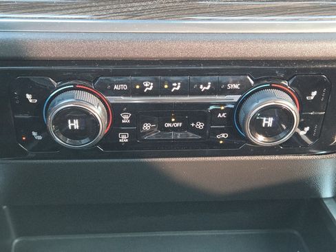 Used 2024 Chevrolet Silverado 1500 LT Trail Boss w/ Convenience Package II image 37