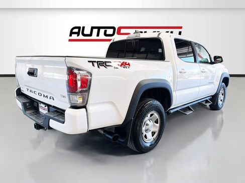 Used 2021 Toyota Tacoma TRD Sport w/ Technology Package AWD/4WD image 7