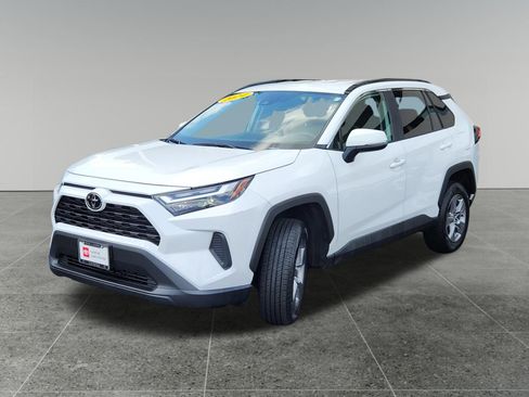 Certified 2024 Toyota RAV4 XLE FWD image 3