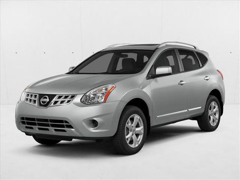Used 2015 Nissan Rogue S w/ Convenience Package image 1