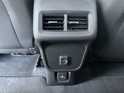 Certified 2022 Chevrolet Equinox LT FWD image 22