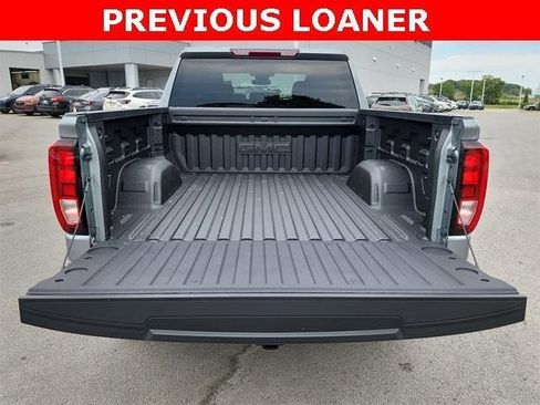 New 2026 GMC Sierra 1500 Elevation image 6