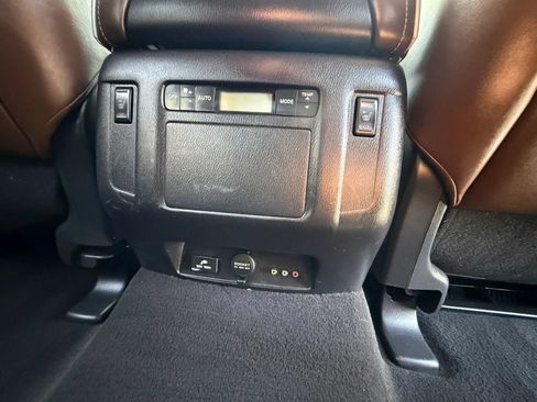 Used 2015 INFINITI QX80 4WD w/ Limited Package image 26