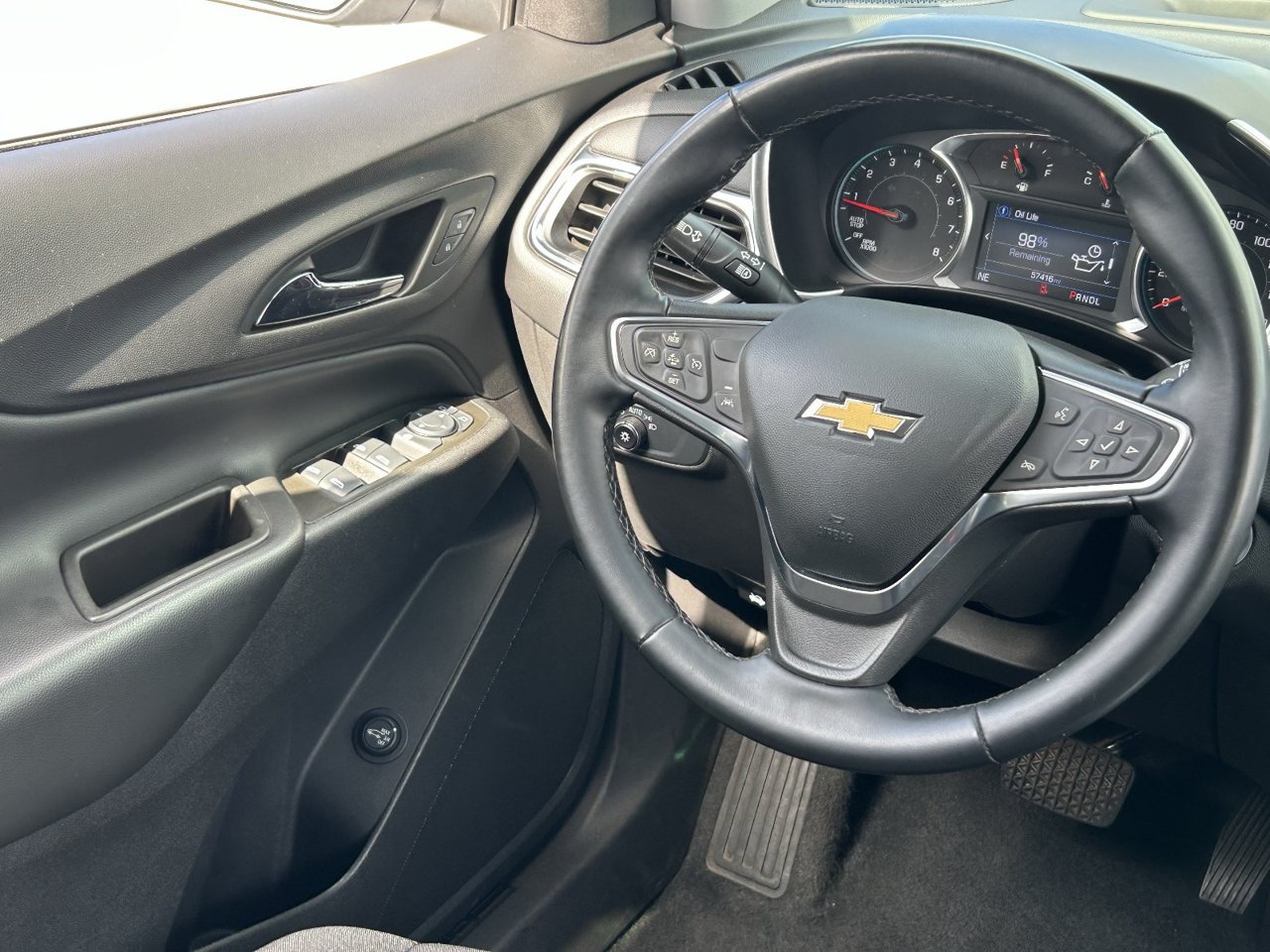 Used 2024 Chevrolet Equinox LT FWD image 17