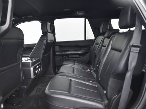Used 2019 Ford Expedition XLT w/ Equipment Group 201A image 14