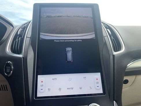 Used 2023 Ford Edge Titanium w/ Equipment Group 301A AWD/4WD image 19