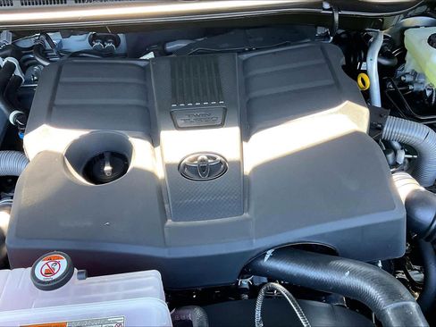 New 2026 Toyota Tundra Platinum image 17