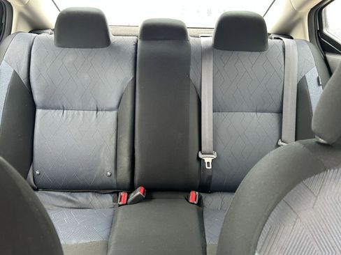 Used 2025 Nissan Versa SV FWD image 33