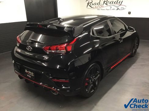 Used 2019 Hyundai Veloster N N w/ Performance Package image 9