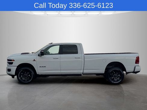 New 2026 RAM 2500 Laramie AWD/4WD image 2