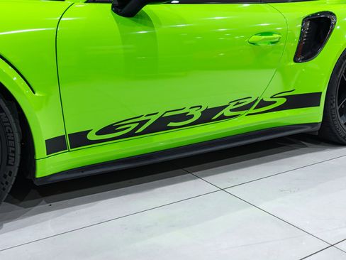 Used 2019 Porsche 911 GT3 RS image 44
