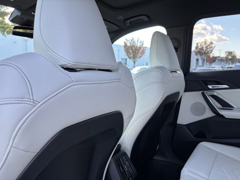 Used 2026 BMW X1 xDrive28i w/ M Sport Package image 34