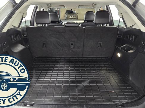 Used 2015 Ford Edge Titanium image 42