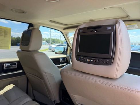 Used 2015 Lincoln Navigator L 4WD w/ Equipment Group 101A Reserve image 41