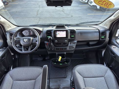 Used 2025 RAM ProMaster 2500 w/ Convenience Group FWD image 15